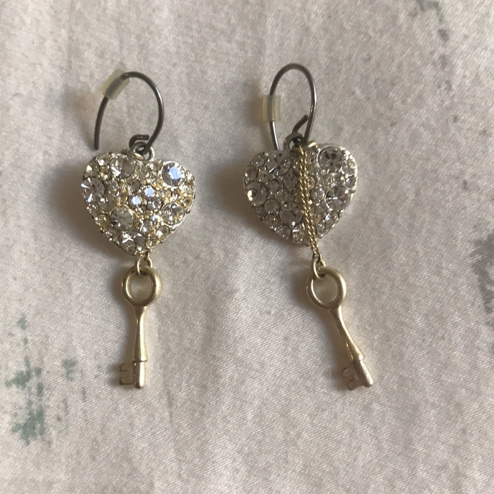 Fossil heart and key earrings